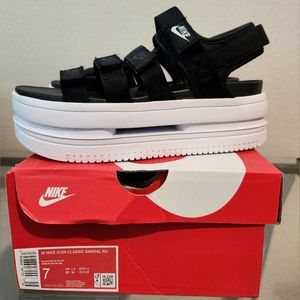 Nike Icon Classic Women's Sandals